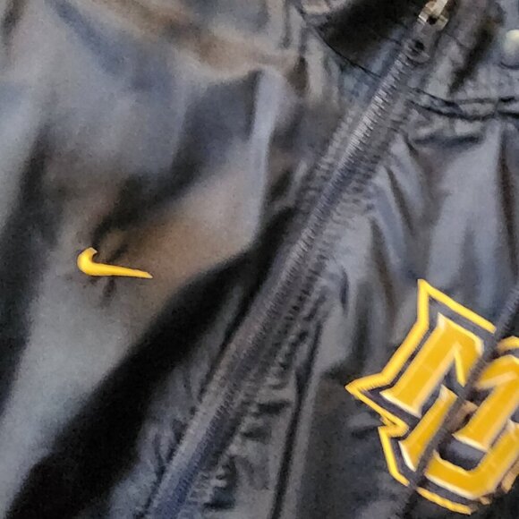 Nike Jacket Windbreaker Marquette Golden Eagles Blue Full Zip Hooded Size Small - Picture 4 of 16